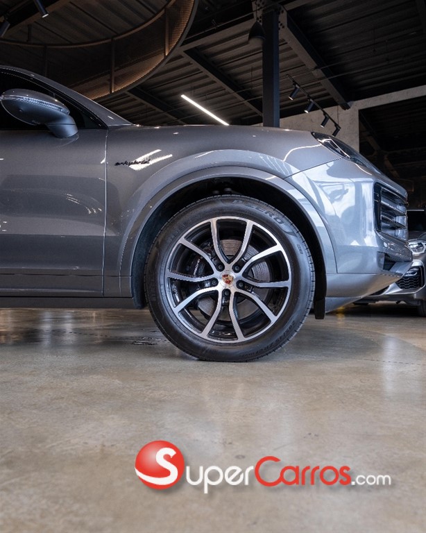 2025 Porsche Cayenne E-Hybrid — foto 3 / 11