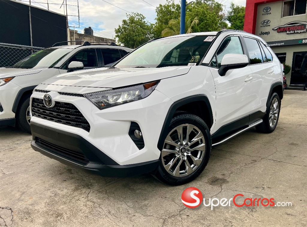 2021 Toyota RAV4 LE — foto 3 / 12