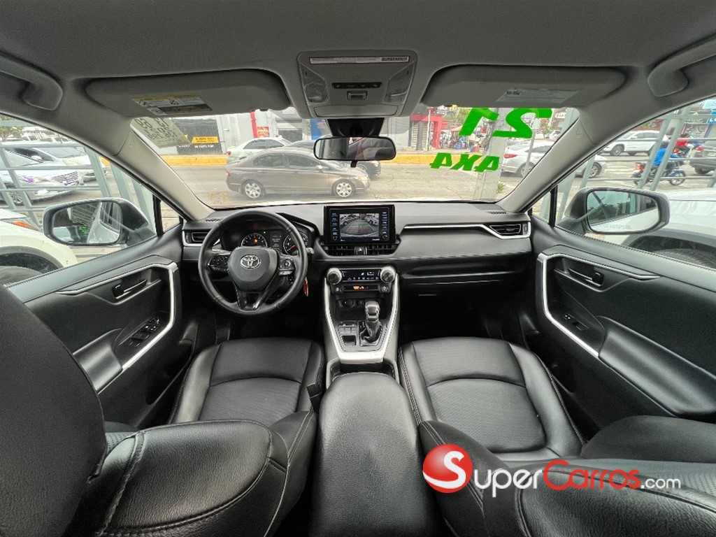 2021 Toyota RAV4 LE — foto 10 / 12