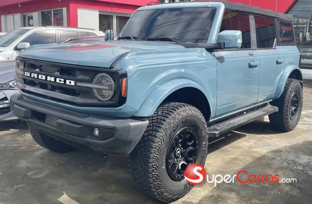 2021 Ford Bronco Outer Banks