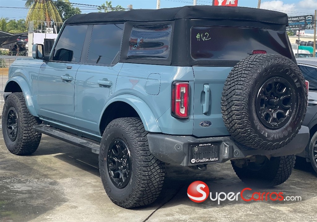 2021 Ford Bronco Outer Banks — foto 4 / 7
