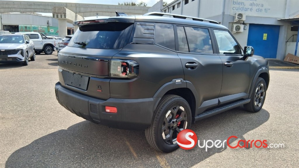2027 Jetour T1 — foto 3 / 11