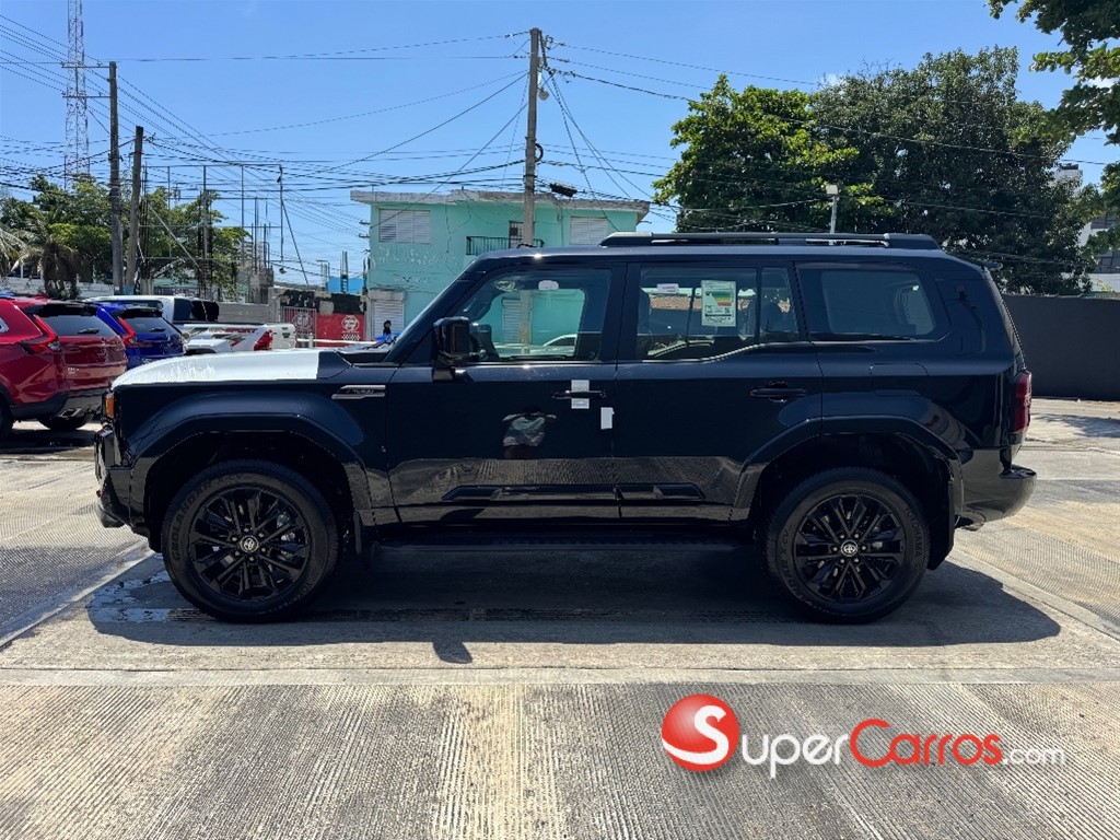 2027 Toyota Land Cruiser Prado LUXURY 1L — foto 8 / 10