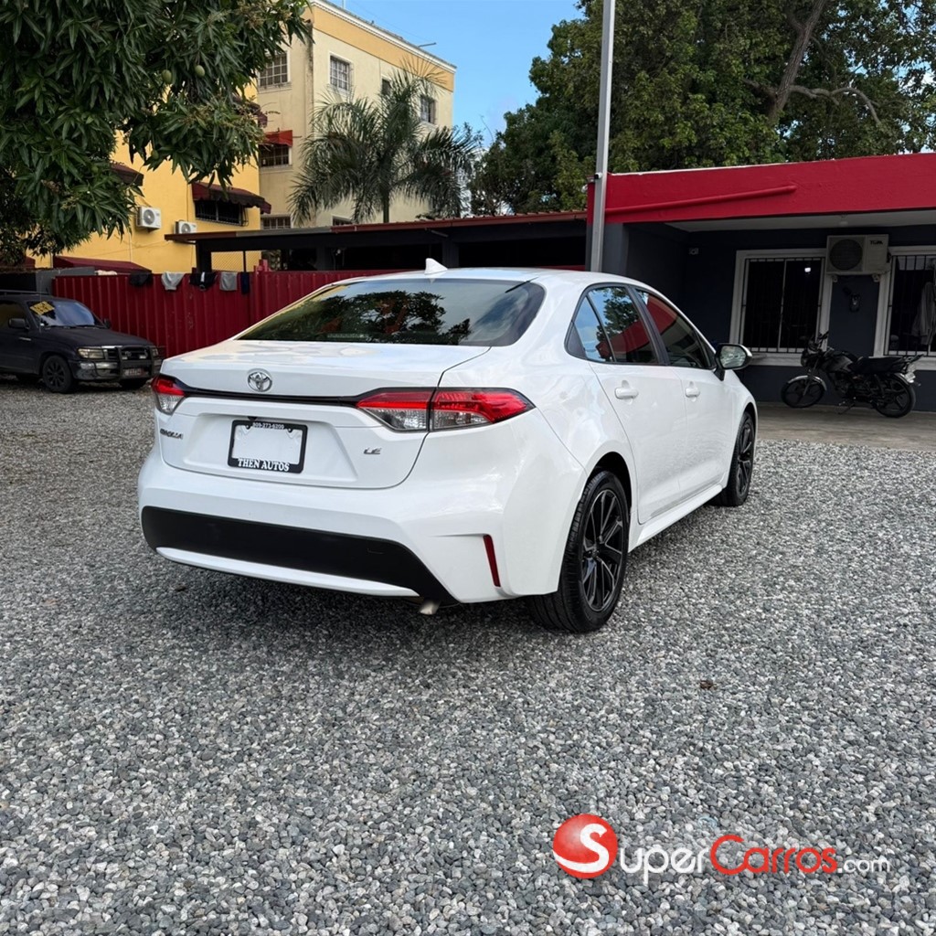 2020 Toyota Corolla LE — foto 6 / 12