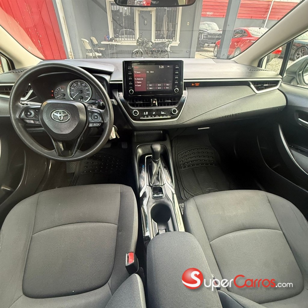 2020 Toyota Corolla LE — foto 8 / 12