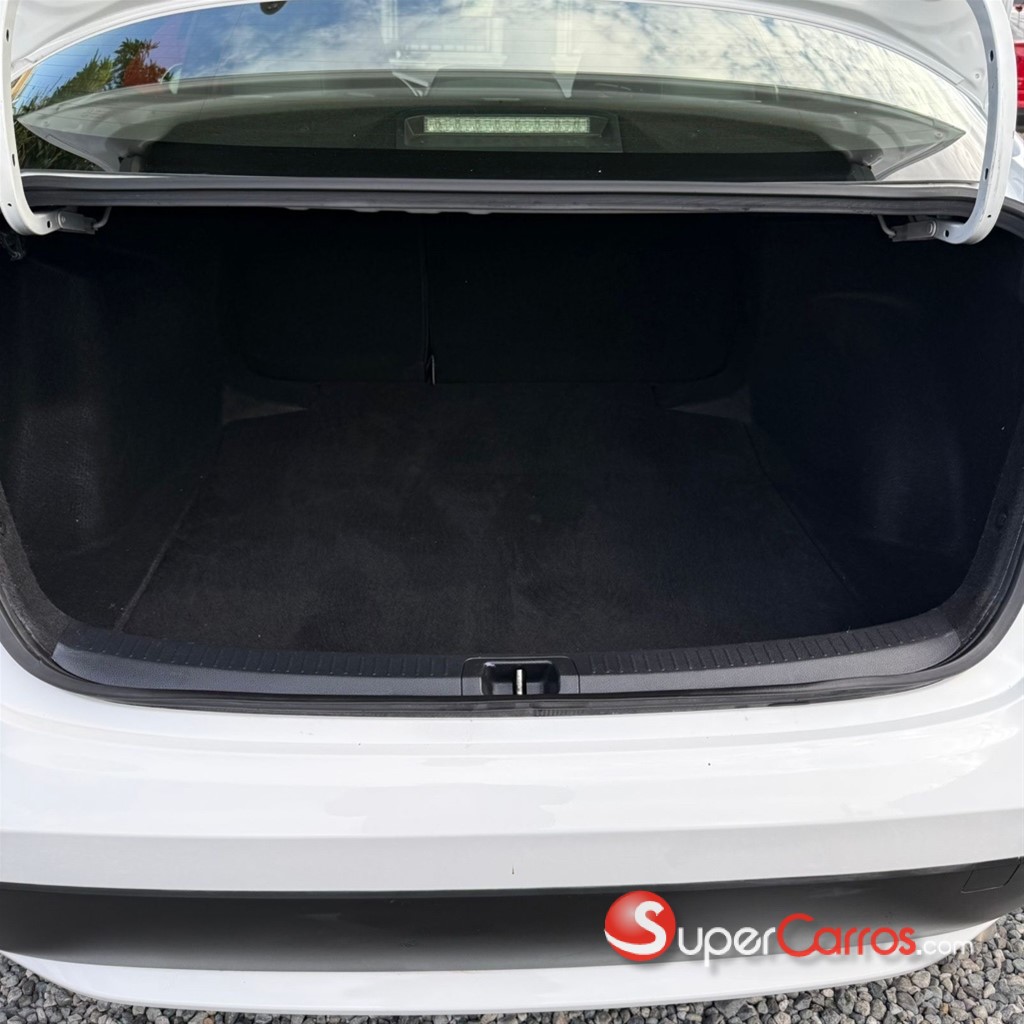 2020 Toyota Corolla LE — foto 11 / 12