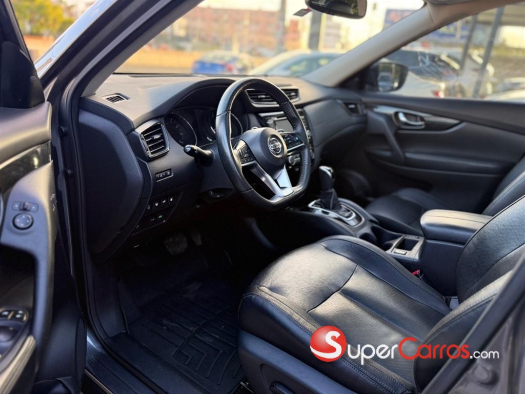 2020 Nissan Rogue SL — foto 5 / 9