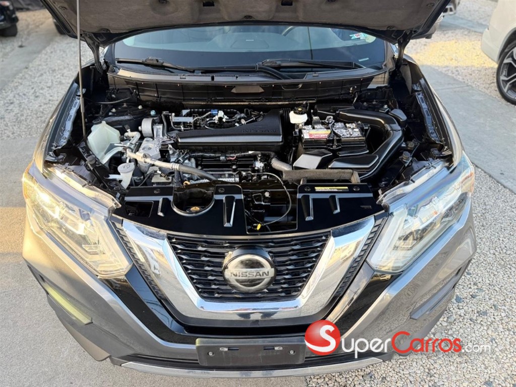 2020 Nissan Rogue SL — foto 7 / 9