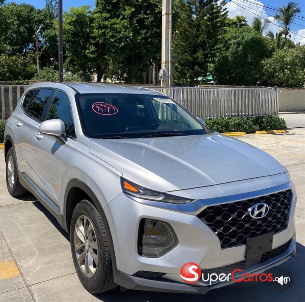 2019 Hyundai Santa Fe SE — foto 2 / 12