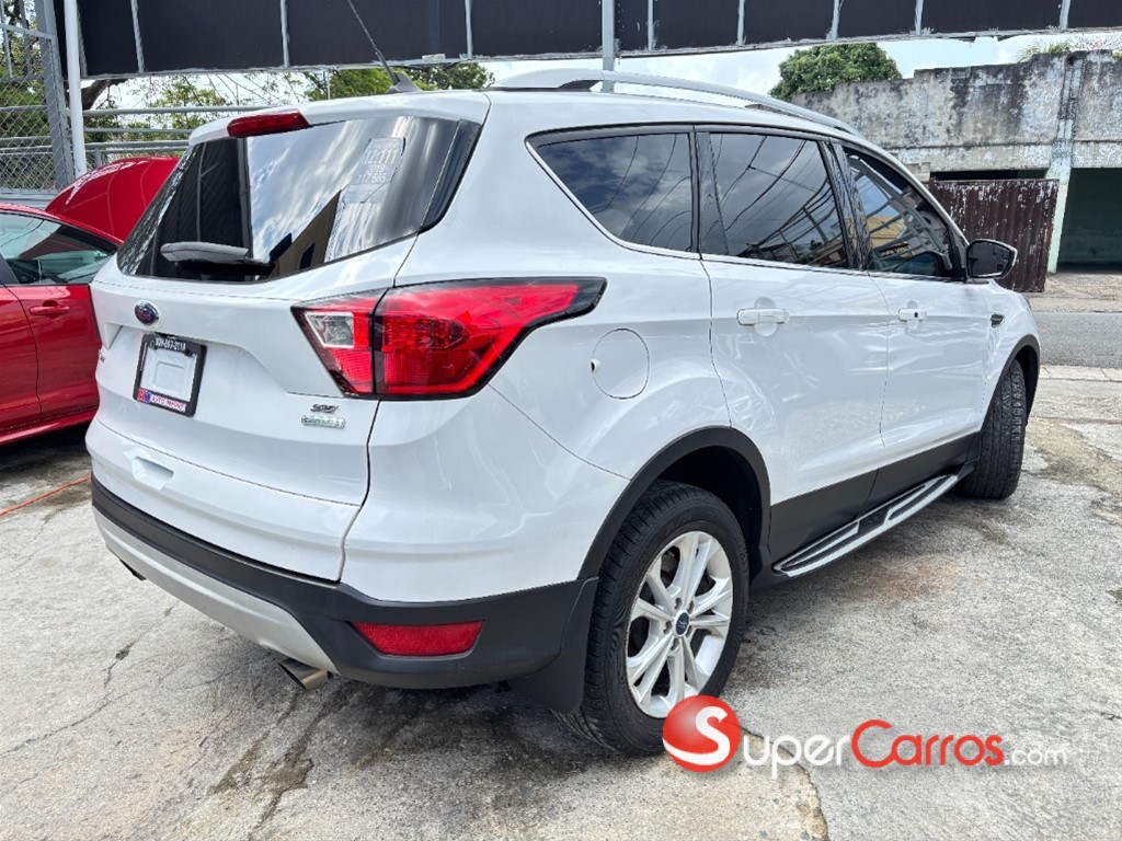 2019 Ford Escape SE Ecoboost — foto 8 / 12