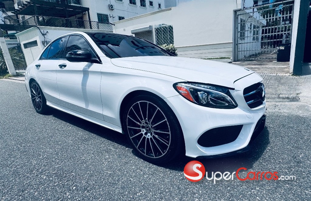 2018 Mercedes-Benz Clase C 300 AMG 4Matic — foto 2 / 12