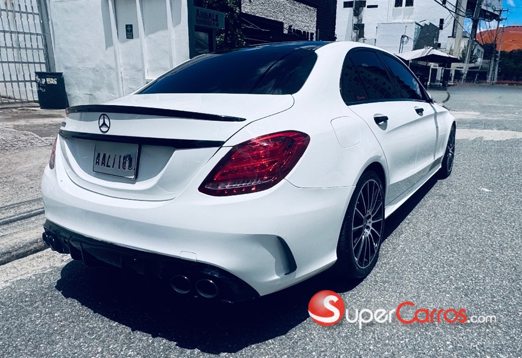 2018 Mercedes-Benz Clase C 300 AMG 4Matic — foto 4 / 12