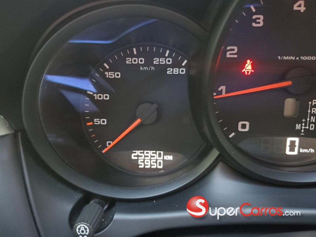 2021 Porsche Macan — foto 2 / 11