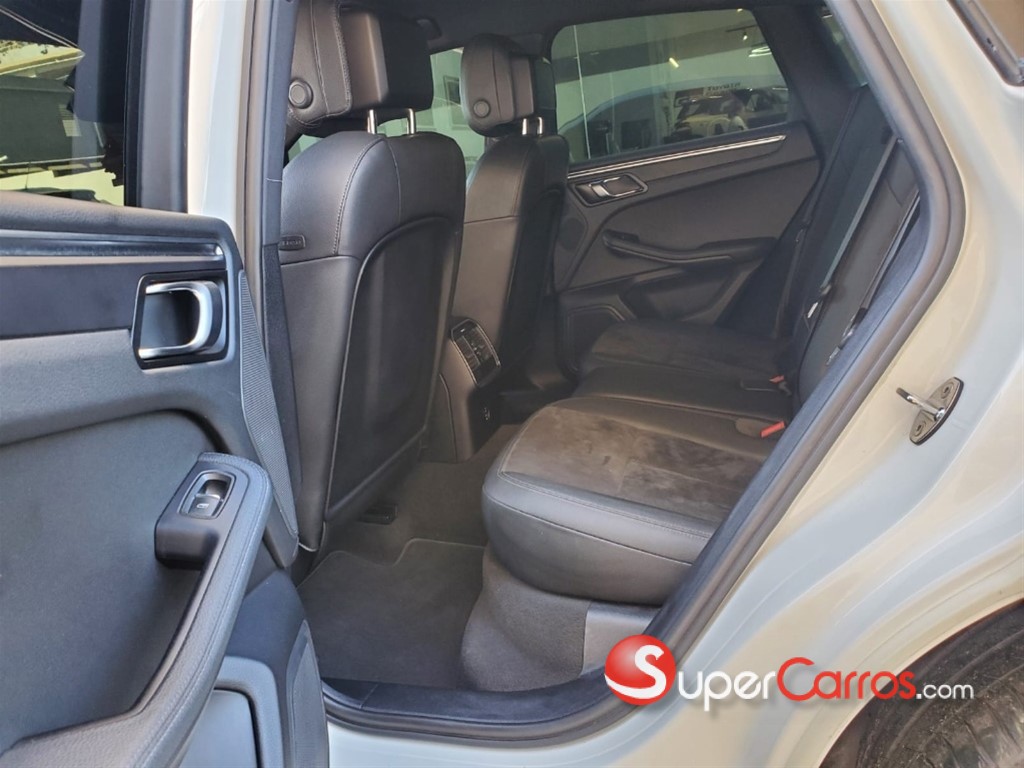 2021 Porsche Macan — foto 4 / 11