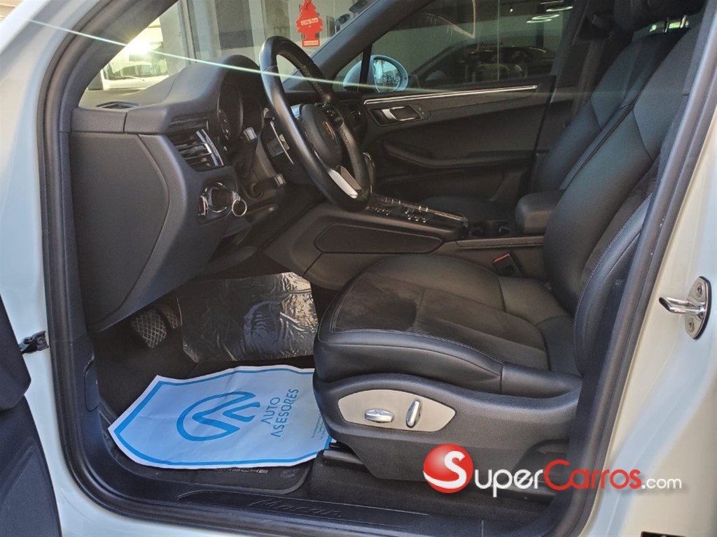 2021 Porsche Macan — foto 5 / 11