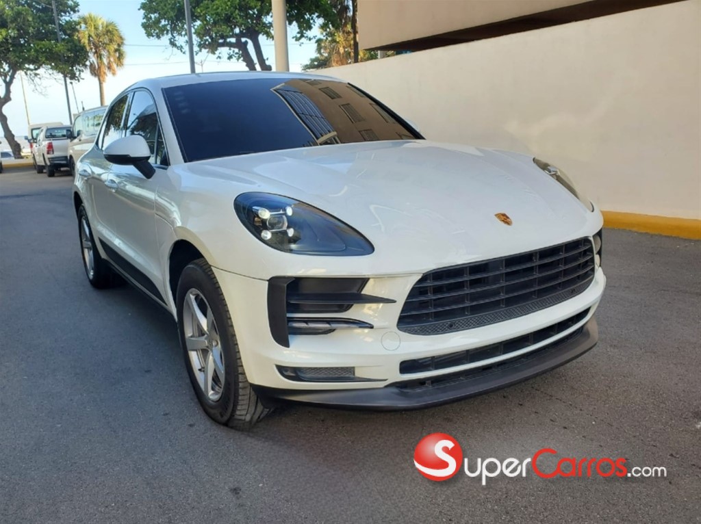 2021 Porsche Macan — foto 8 / 11
