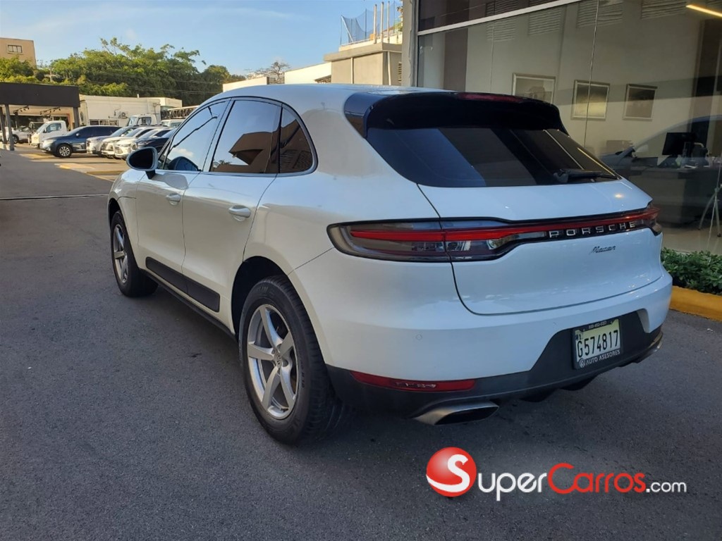 2021 Porsche Macan — foto 9 / 11