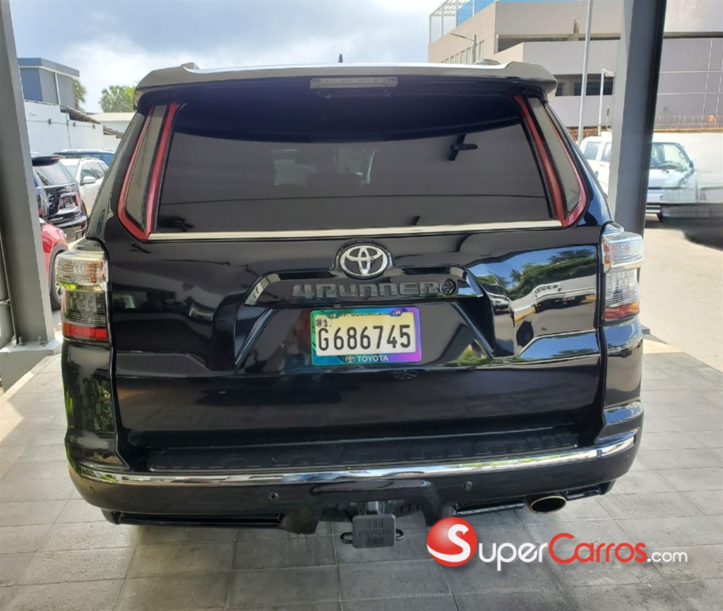 2021 Toyota 4 Runner Limited — foto 10 / 12