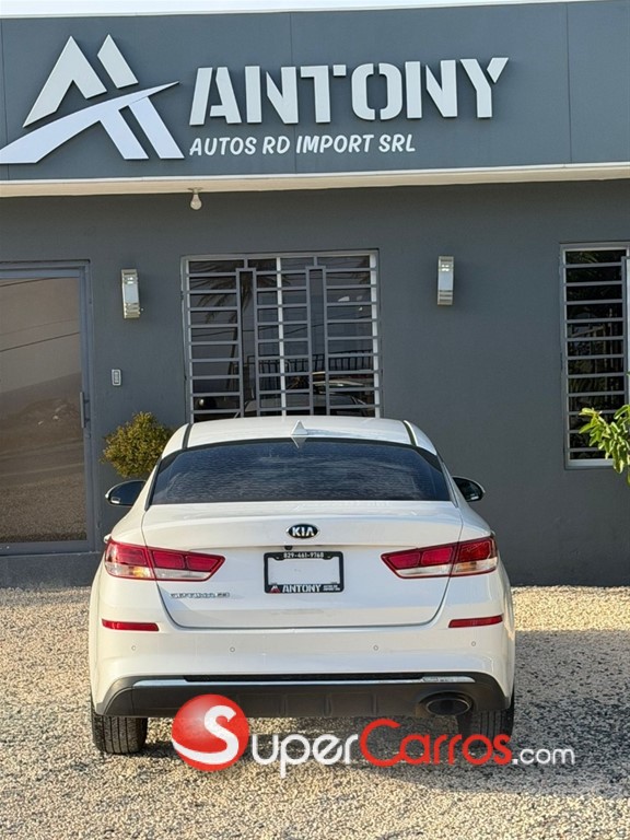 2020 Kia Optima FE — foto 3 / 10