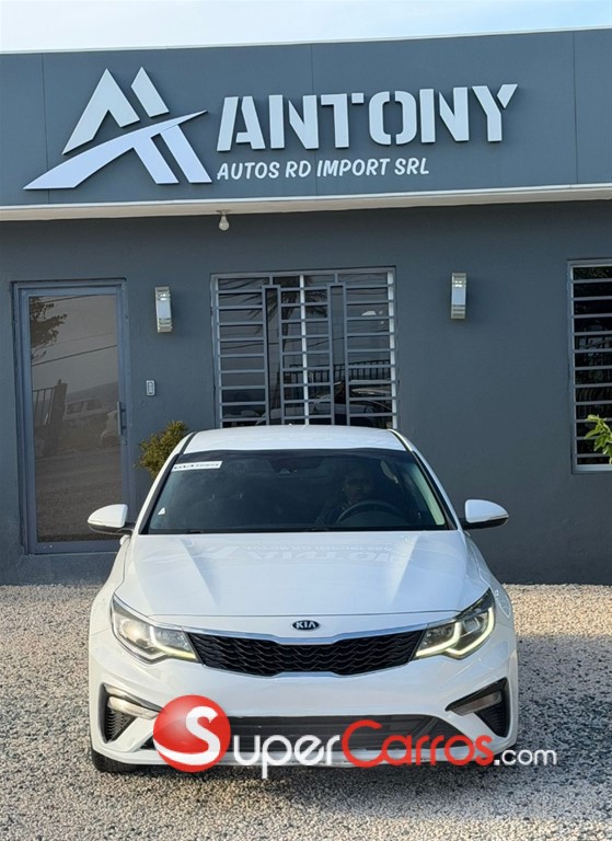 2020 Kia Optima FE — foto 10 / 10
