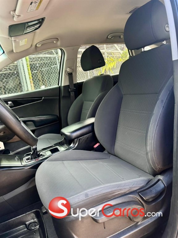 2020 Kia Sorento — foto 5 / 10