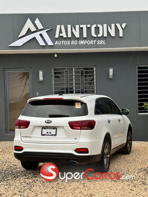2020 Kia Sorento — foto 6 / 10