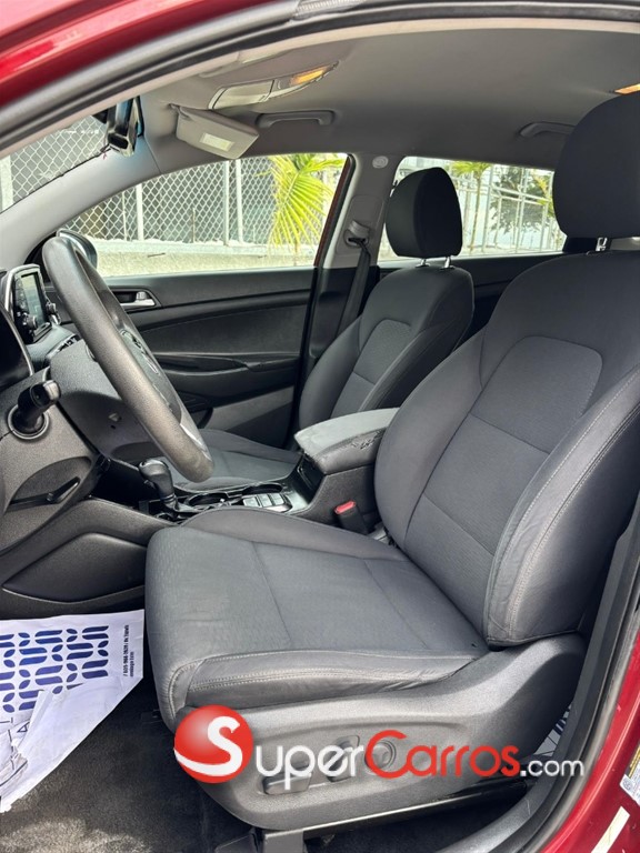 2020 Hyundai Tucson SE — foto 2 / 9