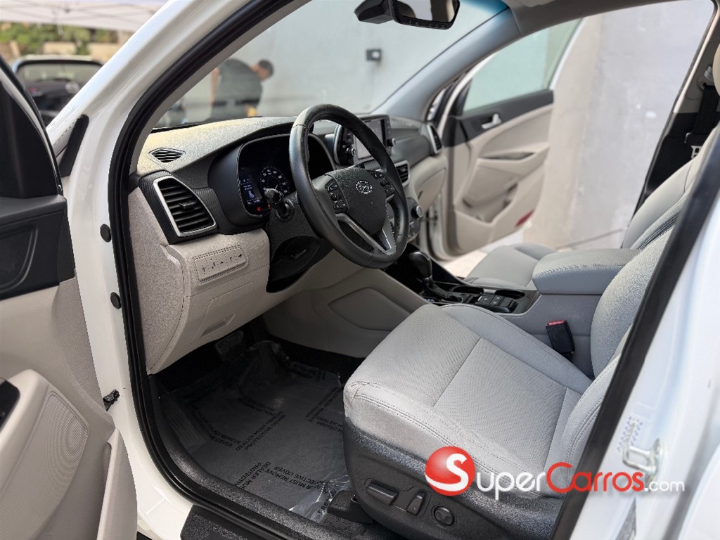 2020 Hyundai Tucson Sport — foto 8 / 12