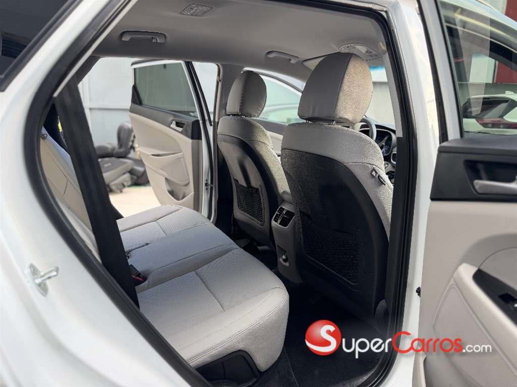 2020 Hyundai Tucson Sport — foto 11 / 12
