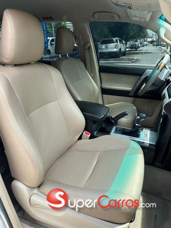 2012 Toyota Land Cruiser Prado TX — foto 3 / 11