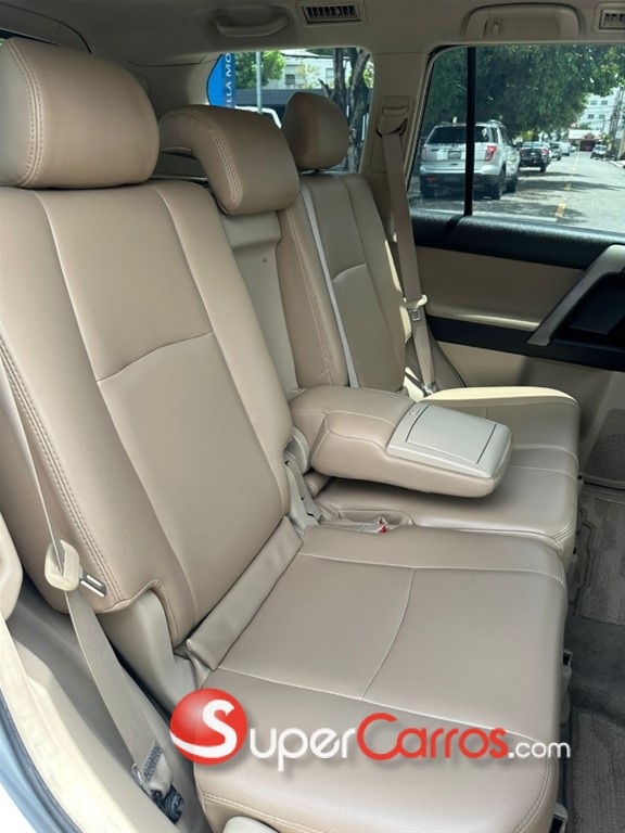 2012 Toyota Land Cruiser Prado TX — foto 4 / 11