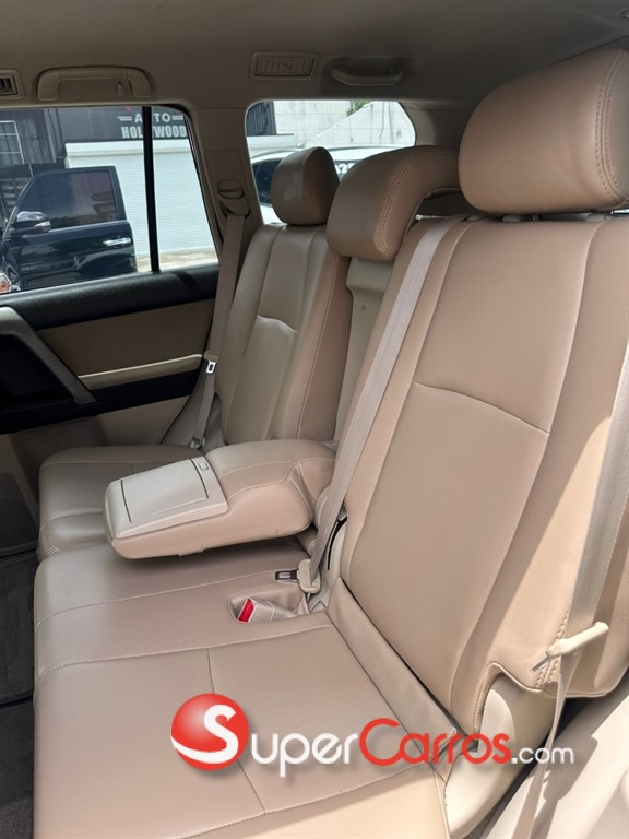 2012 Toyota Land Cruiser Prado TX — foto 7 / 11