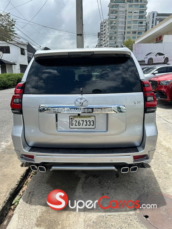 2012 Toyota Land Cruiser Prado TX — foto 8 / 11