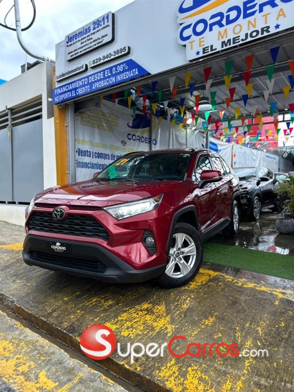 2021 Toyota RAV4 XLE — foto 3 / 11