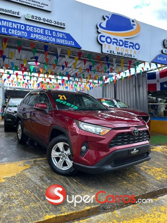 2021 Toyota RAV4 XLE — foto 4 / 11