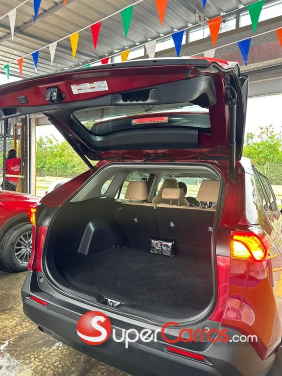 2021 Toyota RAV4 XLE — foto 6 / 11