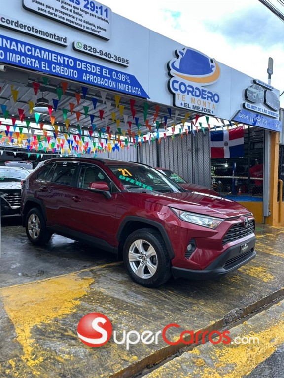 2021 Toyota RAV4 XLE — foto 7 / 11