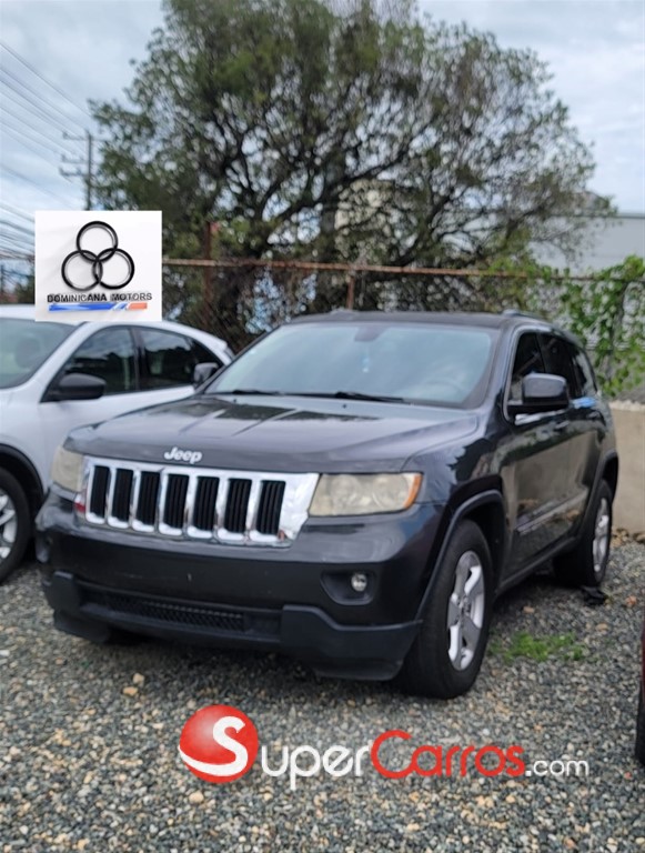 2011 Jeep Grand Cherokee Laredo — foto 1 / 10