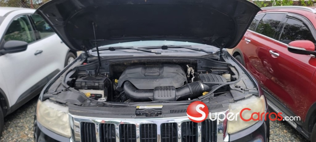 2011 Jeep Grand Cherokee Laredo — foto 7 / 10