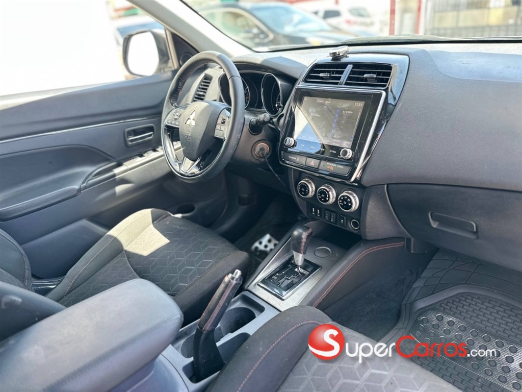 2021 Mitsubishi Motors Outlander Sport — foto 2 / 12