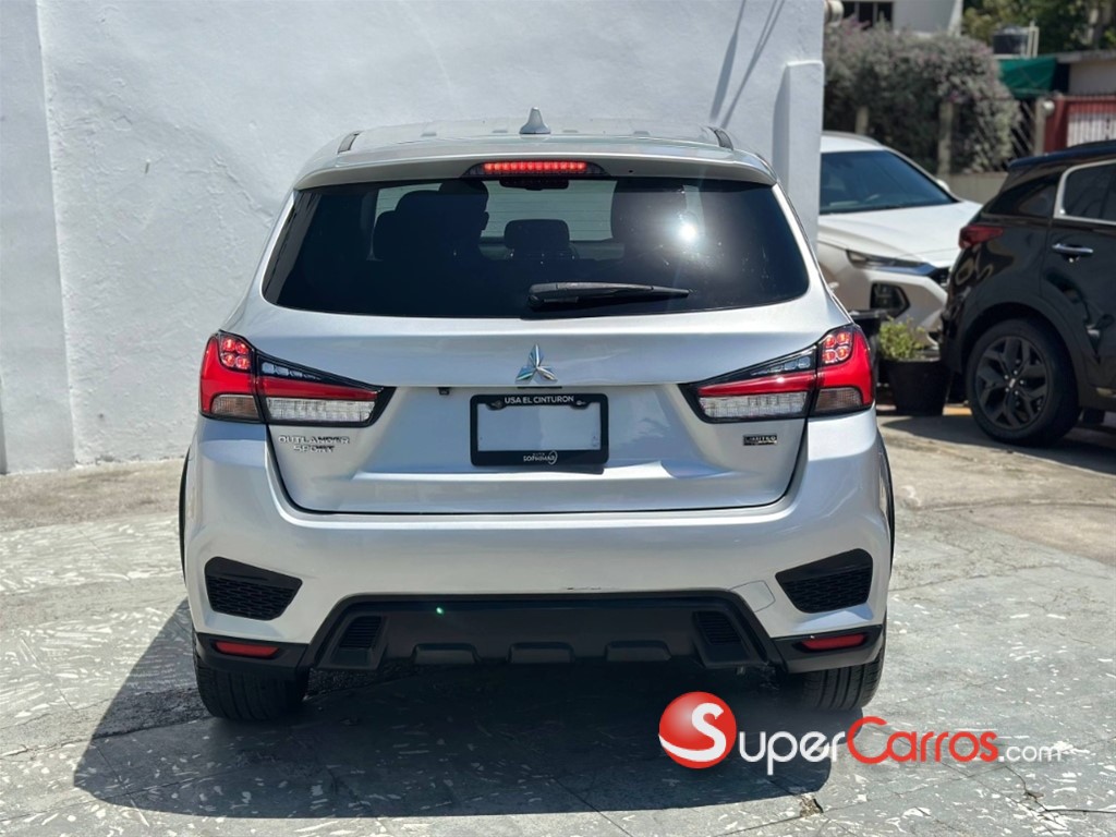 2021 Mitsubishi Motors Outlander Sport — foto 8 / 12
