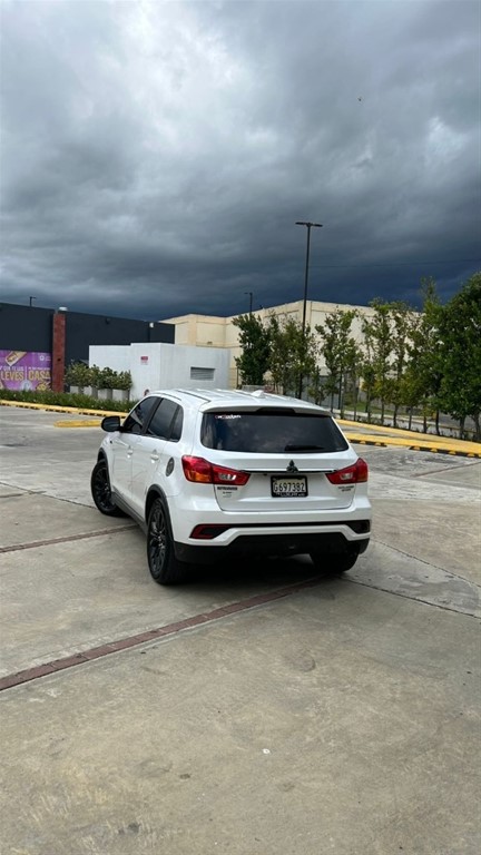 2019 Mitsubishi Motors Outlander — foto 6 / 12