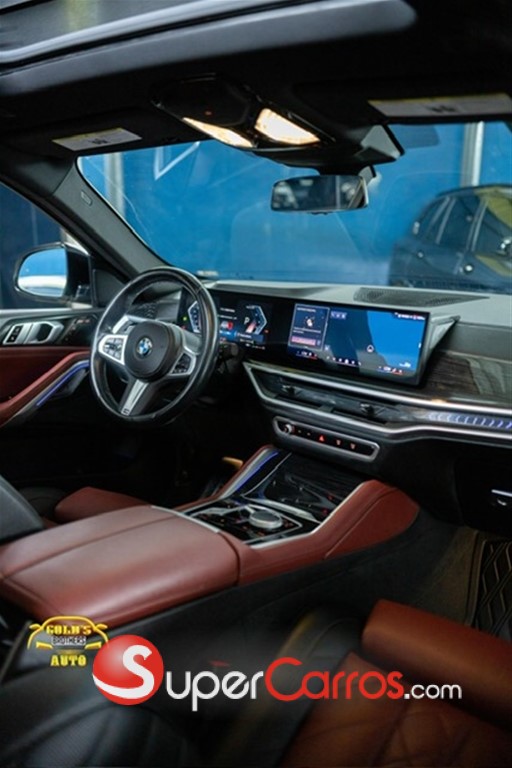 2024 BMW X 6 xDrive40i — foto 9 / 12