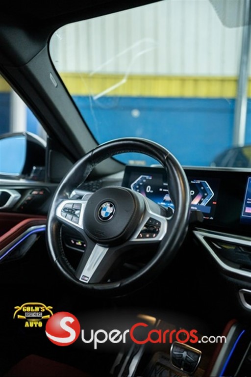 2024 BMW X 6 xDrive40i — foto 10 / 12