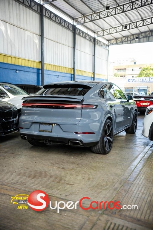 2024 Porsche Cayenne Coupe — foto 6 / 12