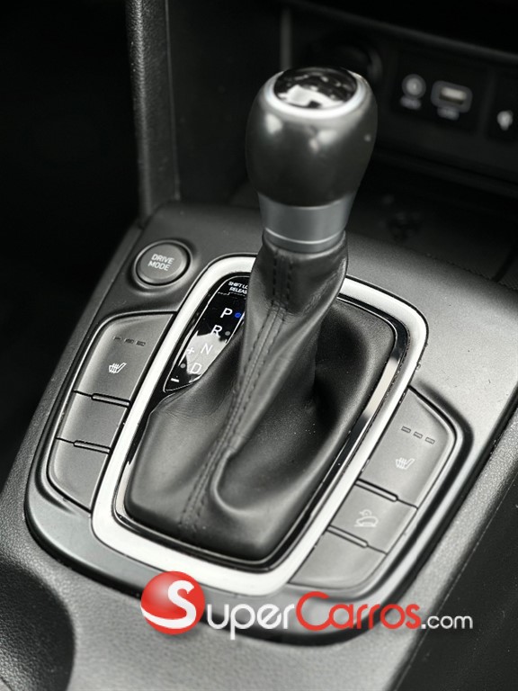 2020 Hyundai KONA SEL — foto 12 / 12