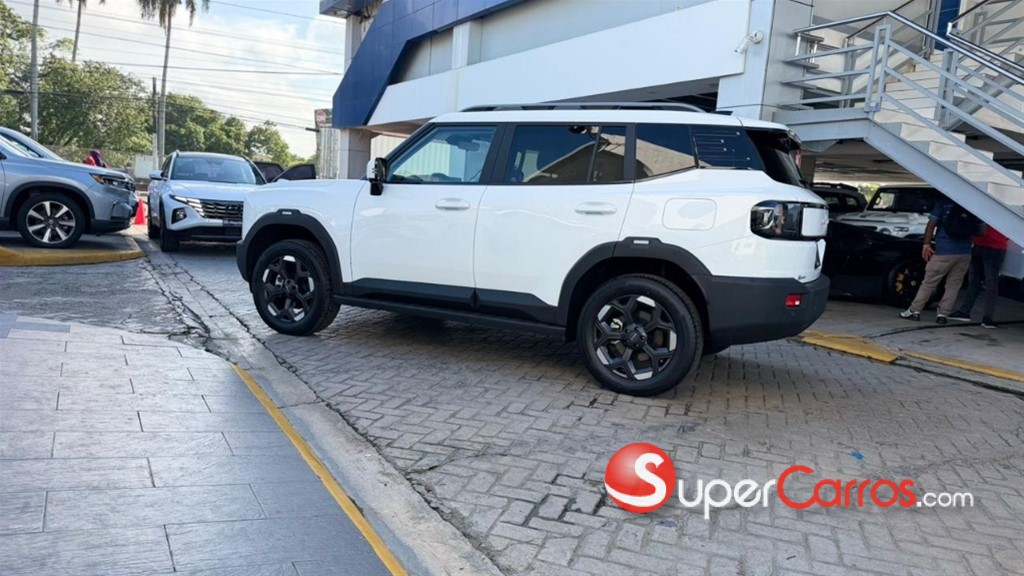 2027 Jetour T1 — foto 10 / 12