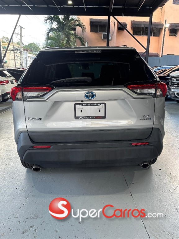 2023 Toyota RAV4 XLE Premium — foto 10 / 10