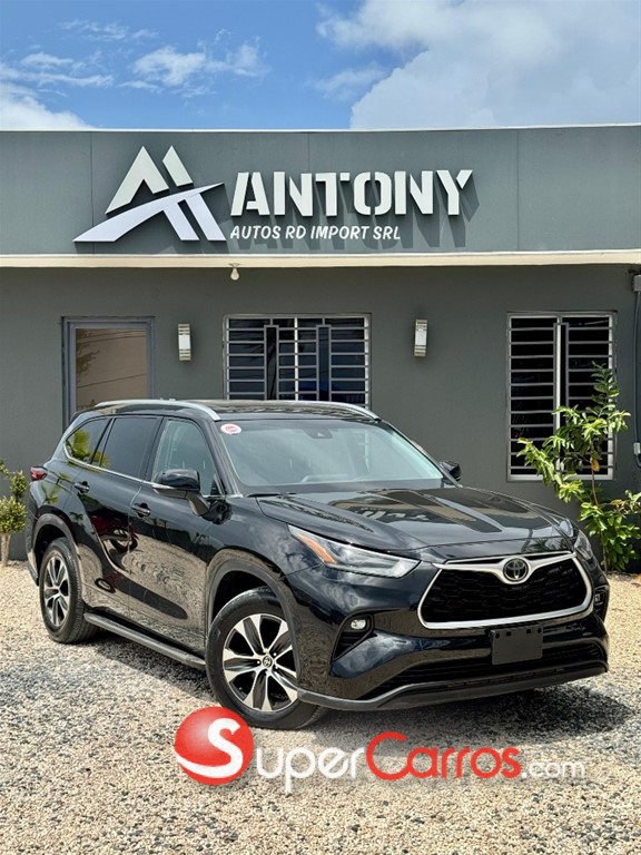 2021 Toyota Highlander XLE — foto 9 / 10
