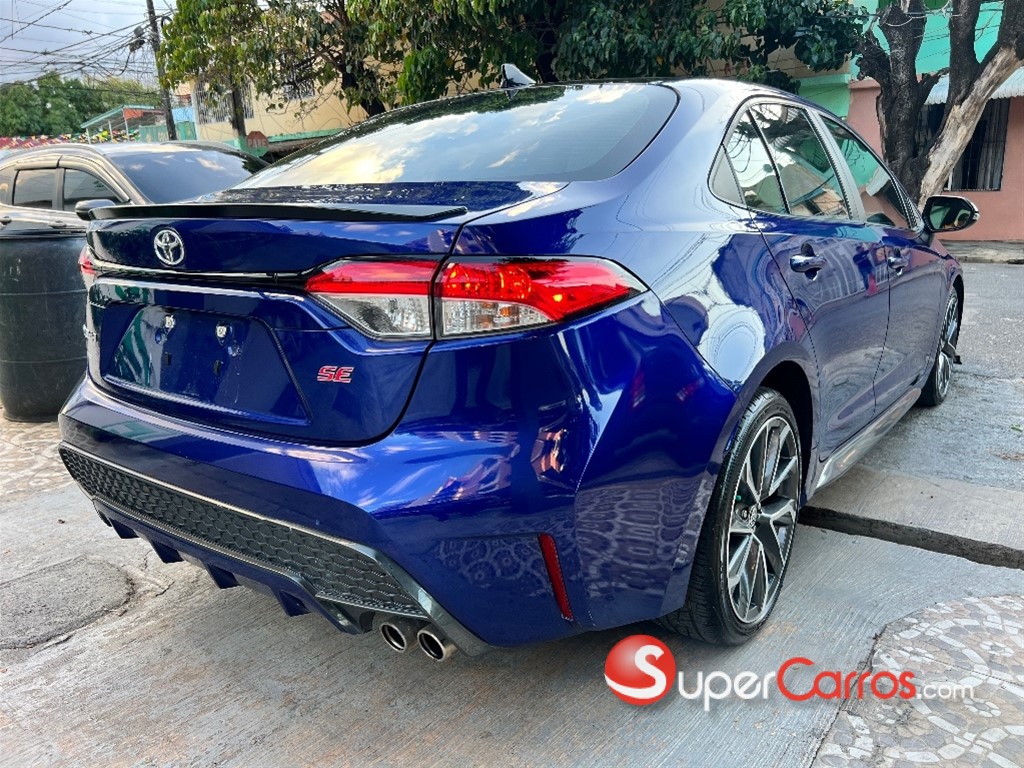 2021 Toyota Corolla SE — foto 3 / 8